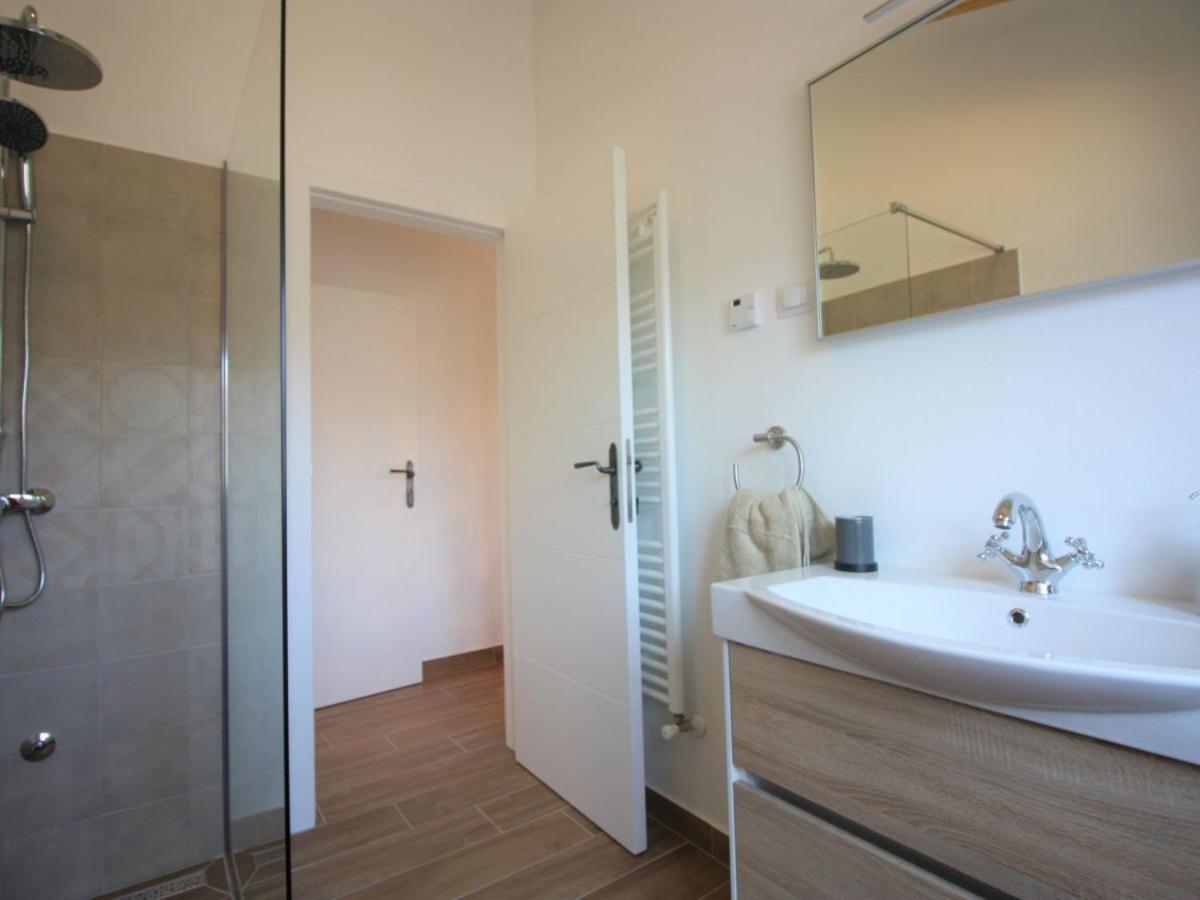 Moderne Istrische Steinvilla - 4 Sterne Mit Privatem, Beheizbaren Pool & Meerblick Kavran Exterior photo